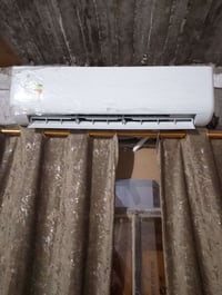 سبلت توسوت 2طن البيع جديد صالي شهر ونص من ماخضه  عنوان نهروان 07805176...
