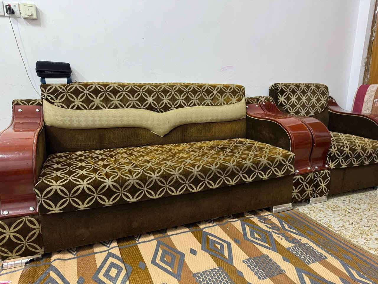 سلام عليكم تخم للبيع 10 مقاعد 225وبي مجال مكاني بغداد ثعالبة رقم ***********واتساب
