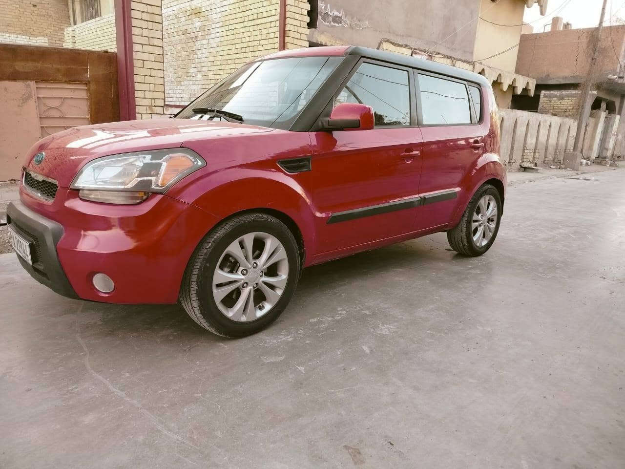 صول 11بيع او مراوس.
87وبيه مجال 
امريكي 
واسط انكليزي 
جاملغ وبنيد بدون دواخل 
دوش 2000بيه براص. ومصلح 
شاشه كامرره دواخل نضافه 
بيه جراد مع خدوش. بسيطه 
مكاني الديوانيه 
***********واتساب او اتصال
