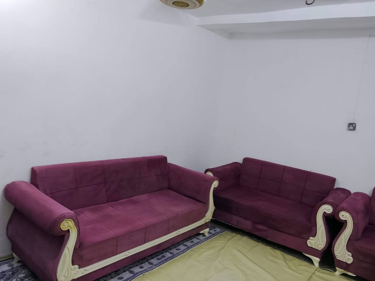السلام عليكم تخم تسع مقاعد اي ضرر مابي ماكني كربلاء حي الغدير السعر275وبي مجال يوجد توصيل داخل كربلاء ***********
