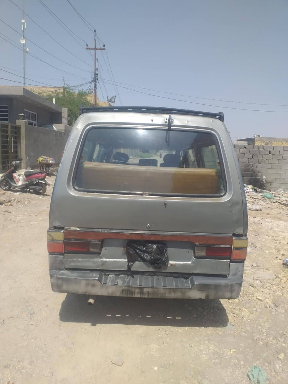 سلام عليكم بسته للبيع سيارة جاهزة من كلشي سيارة بديهه على بلادي بدون معجون سيارة خير من لله مكان سيارة واسط رقم بغداد صدامي مكان سيارة واسط سعر ٢٠ وبيهه مجال اني مكلف بلنشر لحد يراسلني هاذه رقم راعيهه ***********
