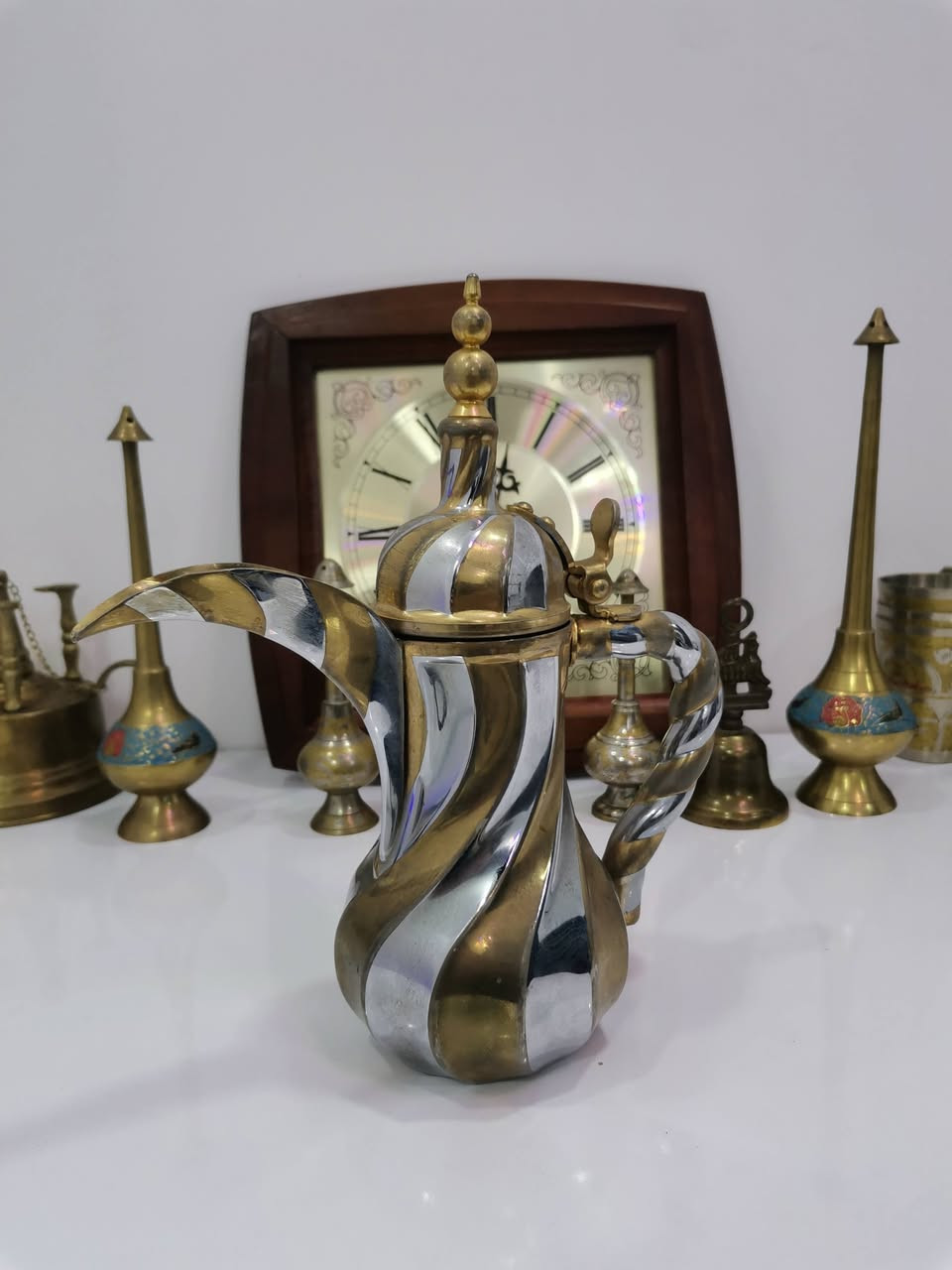 دله من ماركه السيف صناعه كوريه موجود الختم مالها بل صوره دله جداً نضيفه سعر 50 وبيها مجال للشراي اي استفسار خاص او واتساب ***********.
