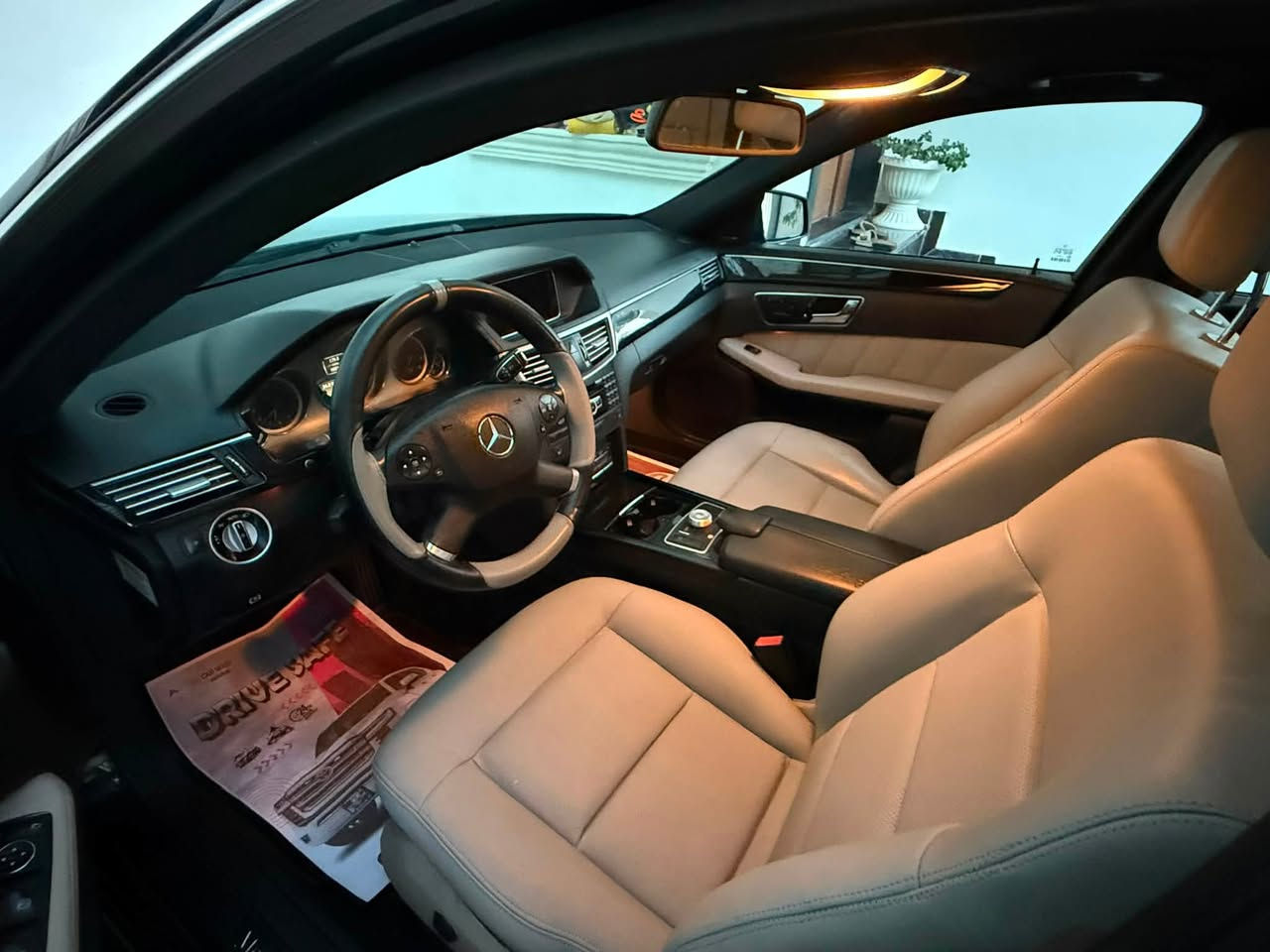 مرسيدس بنز E350 (فئة E-Class / W212)
رقم بغداد بأسمي ( سنوية وهزه جديدة)
 سنة الصنع: 2012
 المحرك: 6 سلندر - 3.5L
 المسافة المقطوعة: 103,000
 رقم الشاصي: ⁠WDDHF8JB5CA617911⁠
المواصفات
 فتحة سقف (سلايد روف)
 كراسي (كشنات) جلد شركة بحالة ممتازة
 شاشة رئيسية + كاميرا خلفية بلاد
 نظام صوتي ضخم ومجسم مزود بـ أمبليفاير (Amplifier)
 بلوتوث (Bluetooth) للمكالمات والموسيقى + منفذ AUX / USB
 تحكم استيرن كامل + مثبت سرعة (كروز كنترول)
 كشنات كهرباء + ذاكرة خزن (Memory Seats)
 حساسات + تدفئة بالكشنات
 تكييف ممتاز جداً (تبريد قطعتين)
 أنظمة سلامة: ABS ،ESP (مانع انزلاق) ،وسائد هوائية متكاملة (Airbags)  بردة جامعة خلفية كهرباء + بردات جانبية خلفية بعد هوايه بيه مواصفات …

المحرك والكير والتبريد والصدر ممتاز الحمدلله ماناقصه اي شي سياره مال بيت
تخم تاير باتري جديد 
 السعر: 153 ورقة ($15,300)
 المكان: محافظة الديوانية
 للتواصل والاتصال: ***********
