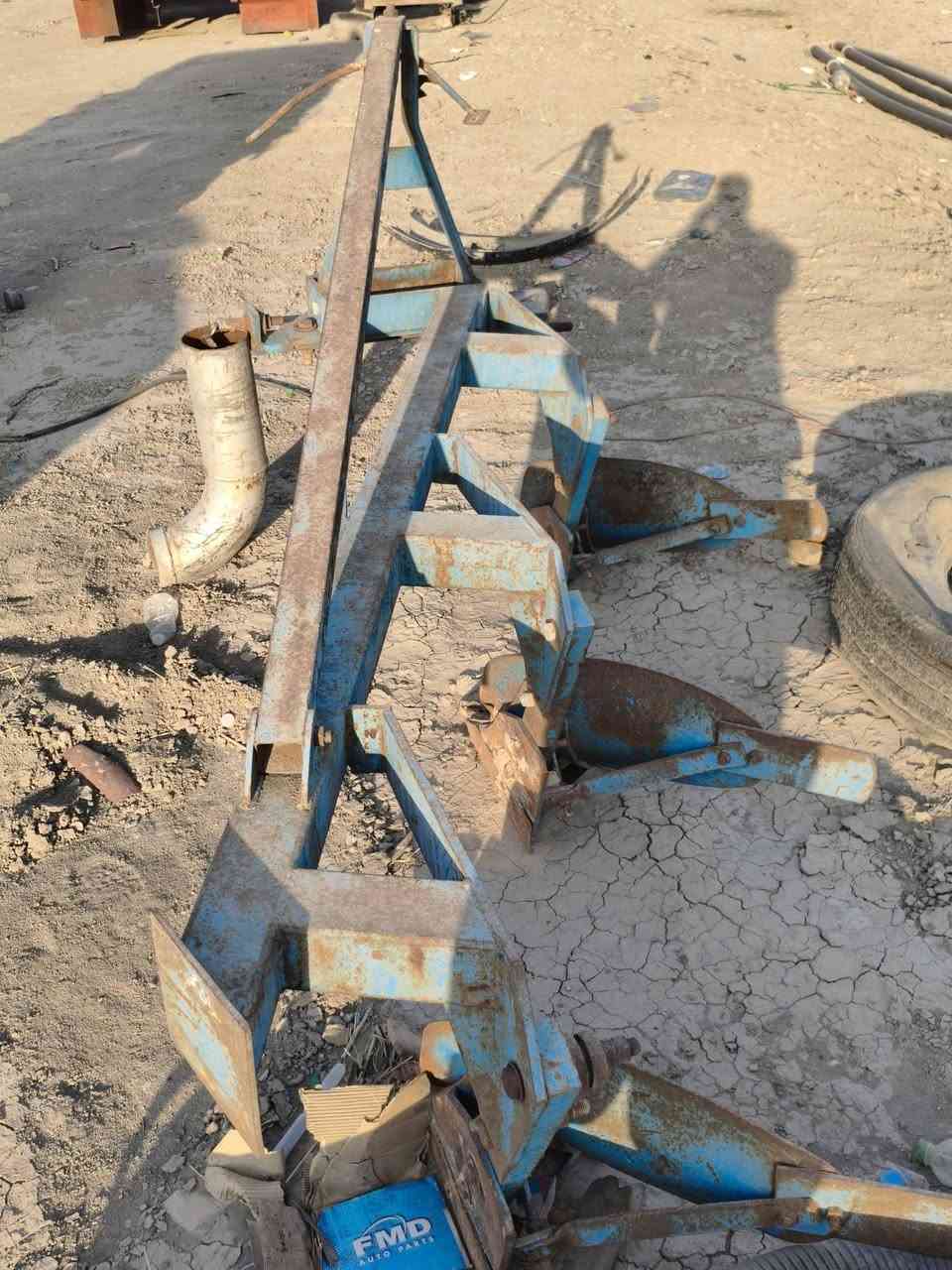 سلام عليكم للبيع فدان ابو الطير ٣سجج مكفول من كلشي سعر ب950وبي مجال ***********
