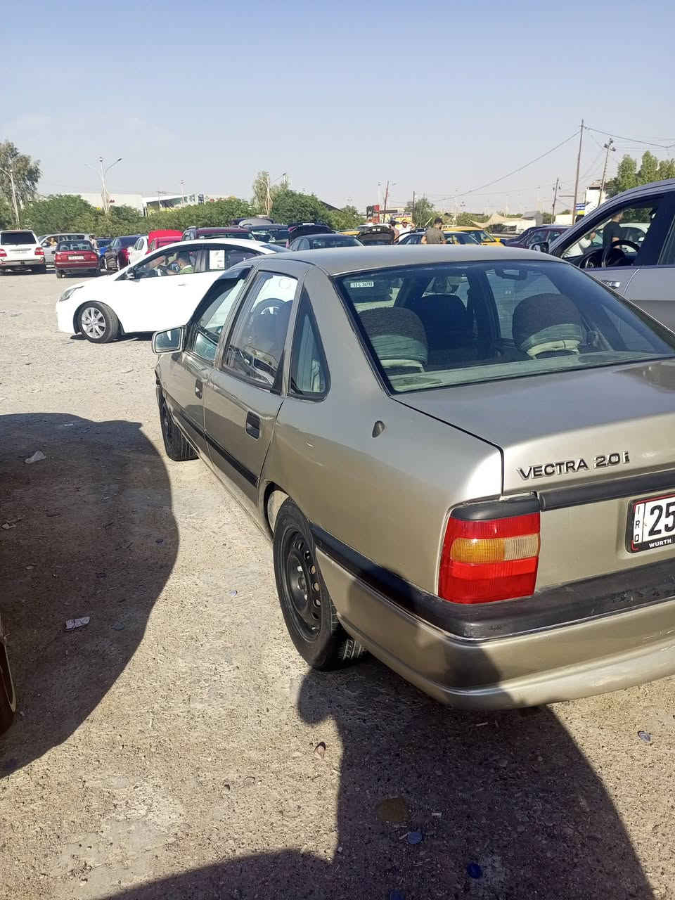 فيكترا موديل 91حجم 20 سنويه الحد 31 شرط التحويل بدون ضربه صبغ جماليه فقط السعر 37 وبي مجال حاليا متواجد في بيع المباشر في كركوك *********** واتساب
