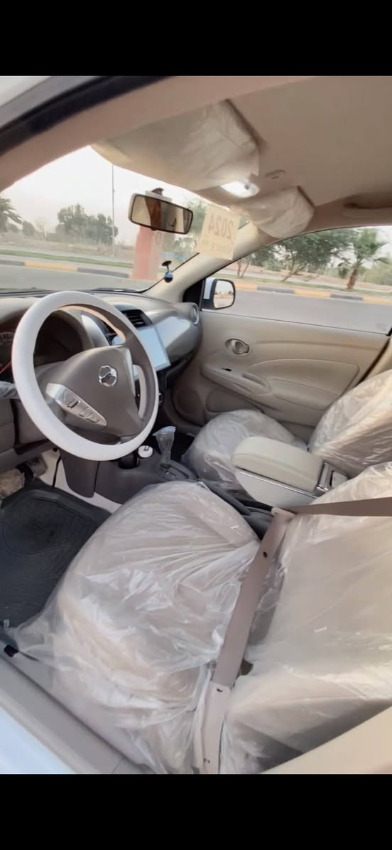 سلام عليكم شباب نيسان صني موديل 2024 سياره نضيفه و ما نقصهاا اي شي كفاله عامه مابيها اي ضربه السعر 127وبيهاا مجال الشراي وشرط تحويل ثاني يوم  مكان سياره البصره قضاء الزبير الهاتف ***********
