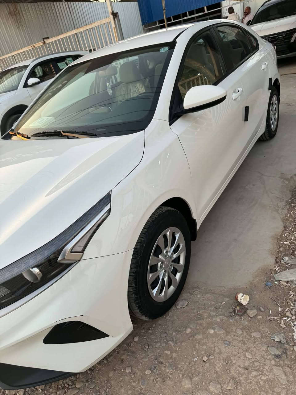 سيراتو موديل 2024 خليجي مكينه 2000 داخل لونين قطعتين تبريد رقم أربيل تحويل أو وكاله 
ماشيه 23 الف بعده بريحة الشركه 
بيه شخط ب الباب وكم حالوبه ما يبين فقط مكفولة من الصبغ 
السعر 163
مكان واسط العزيزيه 
***********
