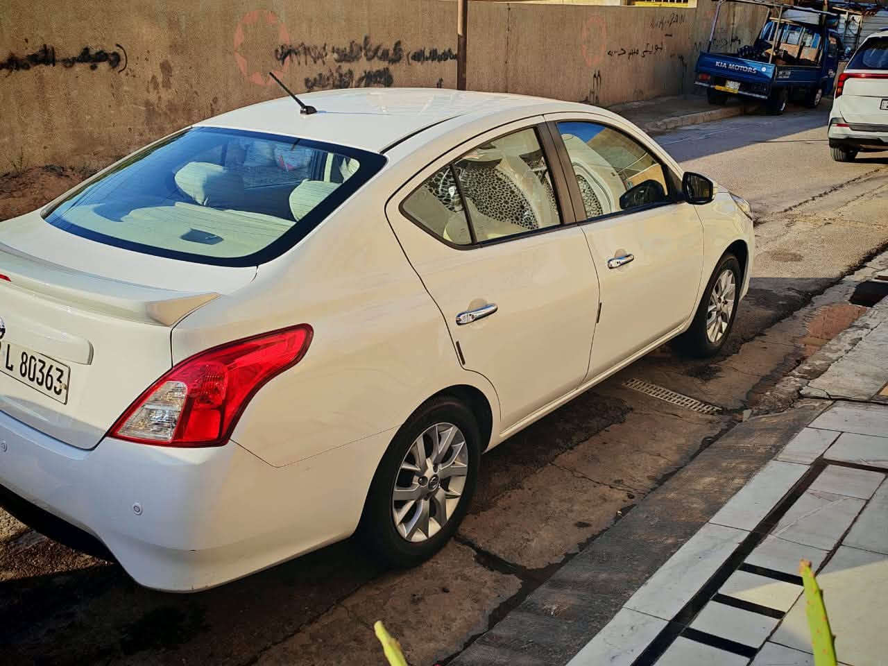 NISSAN SUNNY 2024 
السياره بيها فقط بارد عله كد شبر بل جاملغ مال سايق والباقي كفاله عامه من كل النواحي 
 سني مصري الاصل الفول مواصفات
(  الدفعه الاولئ مو مال هسه الي تجميع الامارات )
مواصفاتها :
 بصمه + دخول ذكي + بصمتين ابواب السائق وراكب داخل اسود 
4 جام كهرباء 
كيجات ليزريه نفس الفيرسا 
تحكمات ستيرن 
قطعتين تبريد( الخلفيه ڤان)
تبريد بيانو 
2 ايرباك 
شاشه اندرويد بلادي+كاربلاي+ اندرويد اوتو 
كامره خلفيه
حساسات خلفيه
يدات نيكل داخل وخارج
4 ويل كب 
بجم نيكل 
سبايدر + ستوب لايت 
مري شفط واشاير بلمري عليها زنون الاصلي نهار الشارع يصير
كشافات ضباب
تفاصيل السياره :    
سياره عله ايدي ماخذها 
مكينه 1500 
ماشيه 105000 موضح بل صوره 
رقمي *********** مكاني بغداد البياع   
السعر 125$ قفل
معجبك السعر تلكه انضف منها انشاء الله وارخص 
واسف عل أطاله 🤍
