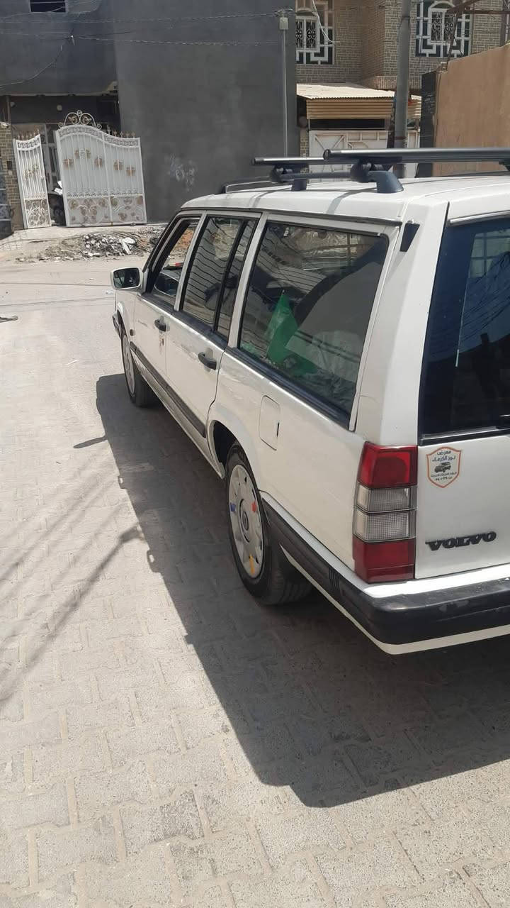 فالفو للبيع موديل ٩٣ تبريد تخم تاير رقم نجف انكليزي مكينة وگير مكفولات دواخلهة مكفولة السعر ٨٣ وبيهة مجال للاتصال بالرقم *********** مكان النجف @
