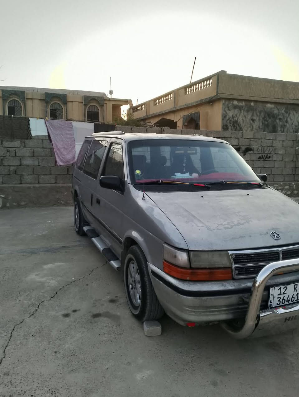 السلام عليكم 

متاح سيارة كلايزر امريكي موديل 1994
مكينة باجيرو ٦ سلندر كل شي شغال 
مكينة وكير شرط 
هزة موجودة رقم 📱 مسطرة 
السعر 40 وبي مجال للاتصال 
***********
