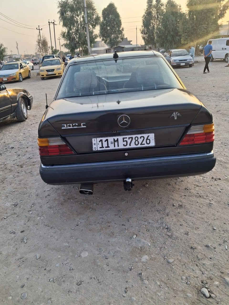 مارسيدس دب
موديل 89
سنويه للـ 29
رقم بغداد انگليزي
تحويل مباشر
تخم تاير + ويلكب
مصبوغه عام للجماليه بدون ضربه
كهربائيات كلها شغاله 
صدر امامي خلفي جديد 
محرك بطه ثنين ونص ديلكو
لا صرف ولا تبخير
قواعد دبلات بلاديه مابيهن اي خياس
تبريد شغال الدكمه أيسي عطلانه
السعر 37 وبيها مجال
مكاني ديالى المقداديه 
الاتصال ع هذا الرقم *********** بي واتساب
اتصال ***********
