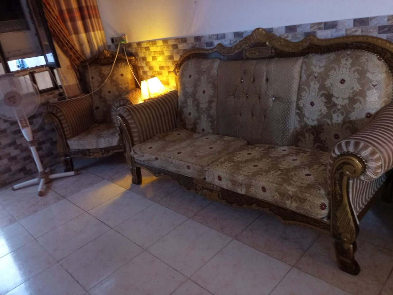صوفا • بيع مستعجل • حي السماح