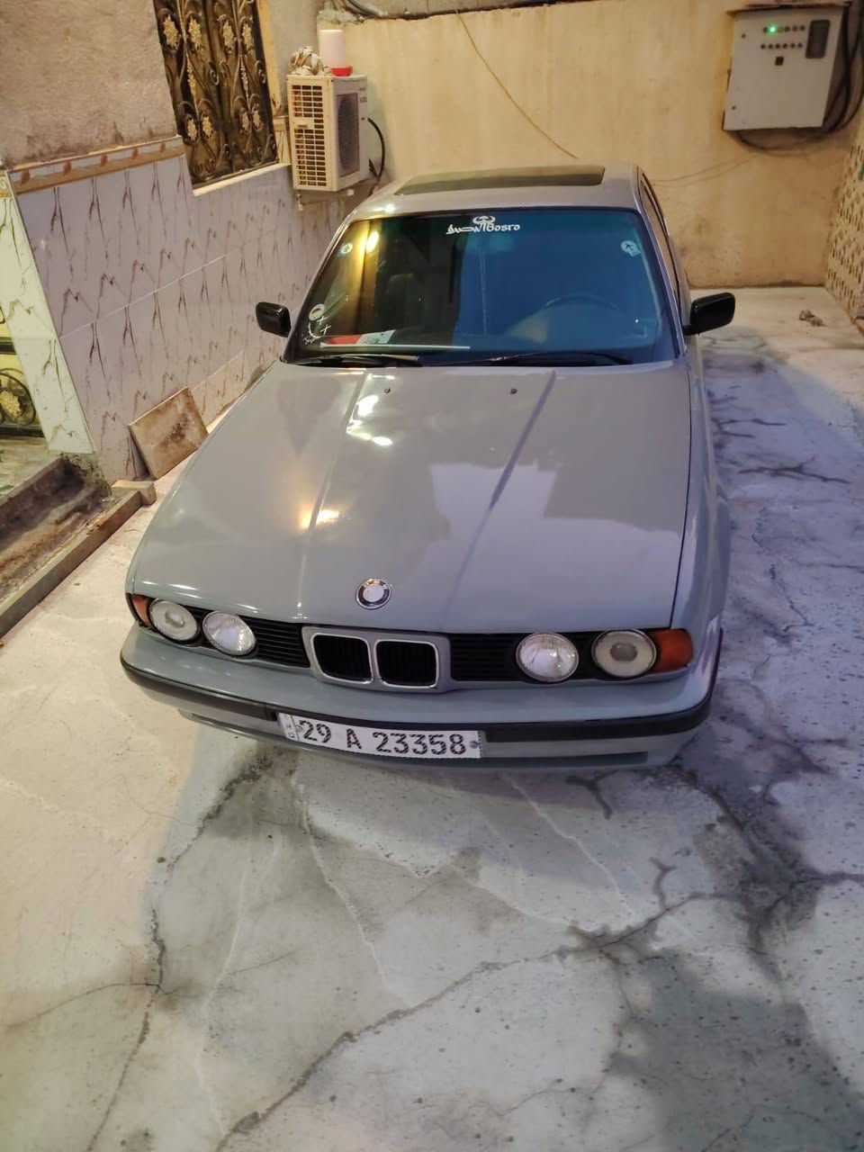 بيأم دبليو 525للبيع مديل تسعينات مكينه v6مكينه وكير كفاله سياره حلو سنويه 27تحويل ثاني يوم 52ورقه وبيه مجال شي بصيط الموقع البصره  تواصل على هذ رقم ***********أل مو شراي لا يتعبنه
