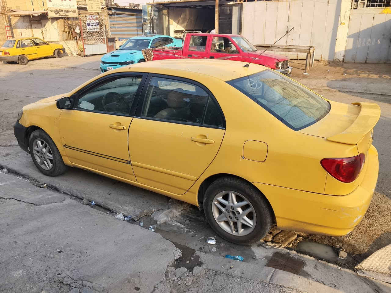 السلام عليكم.Corolla كورلا 2008 رقم واسط 
كير مكينه بلاد صدر جديد تخم تاير جديد سياره نقصه بس تبريد تصلحه عليه سياره بسمي *********** مكان بغداد .

