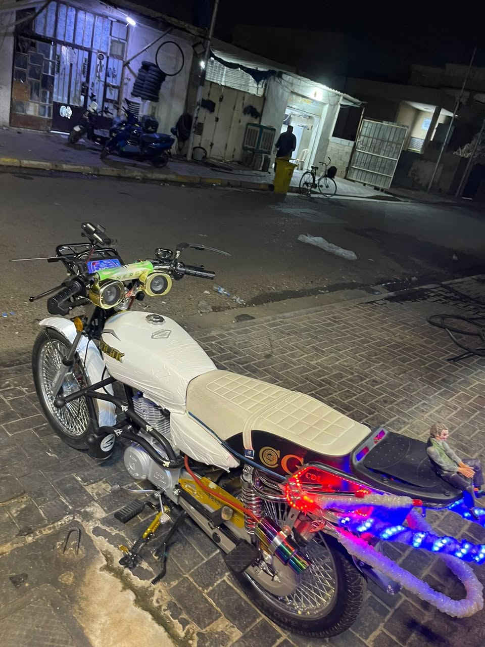 سلام عليكم إيراني موديل 26 اربعه كير دراجه كلش نضيفه ومرتبه السعر 950 الاتصال ‏‪***********‬‏ عنواني الرمادي التاميم
