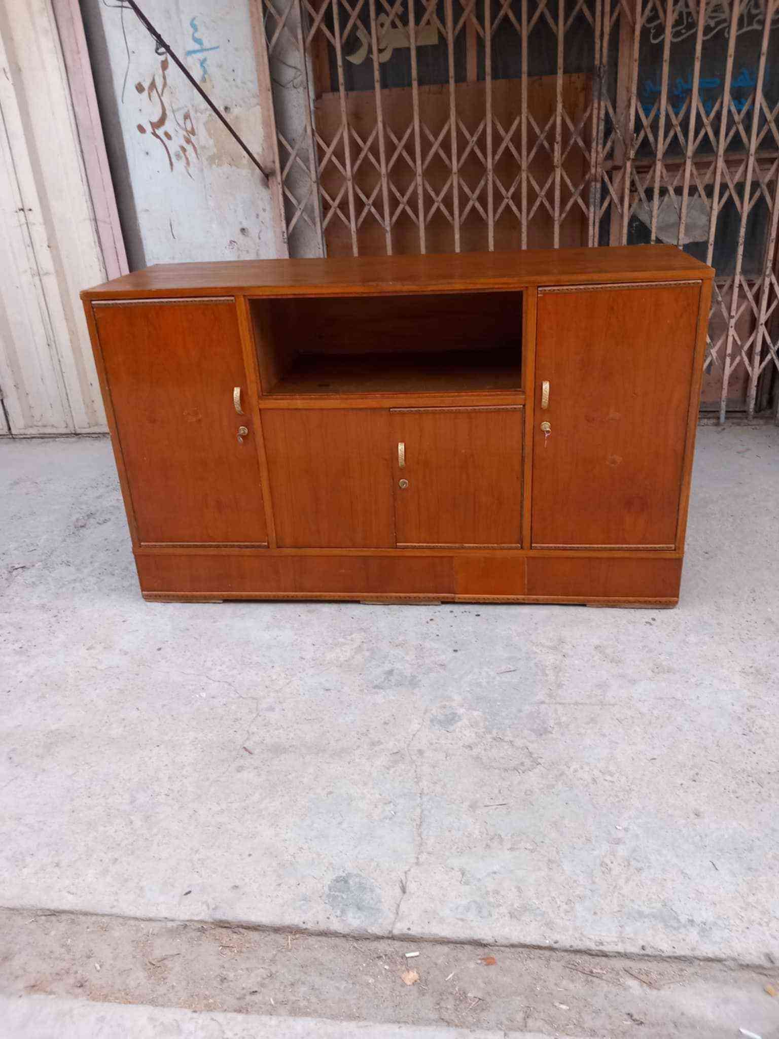 بوفيه فراش مستعمله السعر ب ١٤٠ وبيه مجالالعنوان بغداد الكرخ تقاطع درويش البياع شارع البداله الانتصارسوق اميمه فرع مجمع الرازي ع اليمنه منتصف شارع ع اليسرى خلف مي اور
***********
*********** بغداد, العراق
