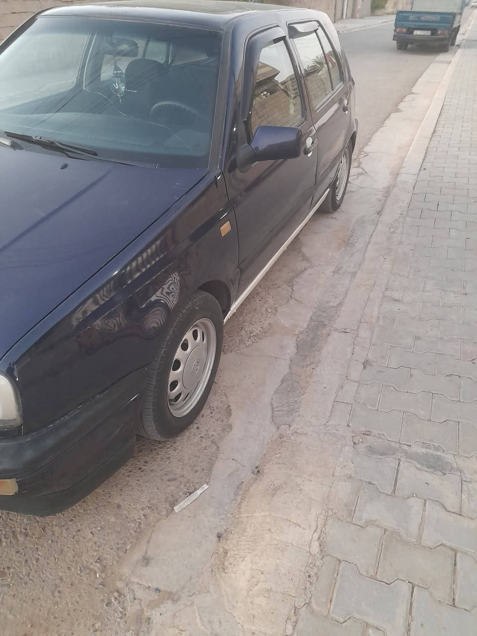 كولف مديل ٩٤اتماتيك محرك ٢٠٠٠تبريد كامل كهربيات كله شغاله رقم ديالى بسمي صبغ عام تخم تاير سياره جاهزه مكان سياره بغداد تقاطع النهروان ٩نيسان سعر ٣٨وبيه مجال ***********
