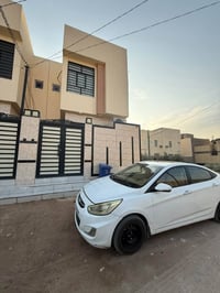 شارع المطار الجديد • ١٠٠م • طابق ونص
