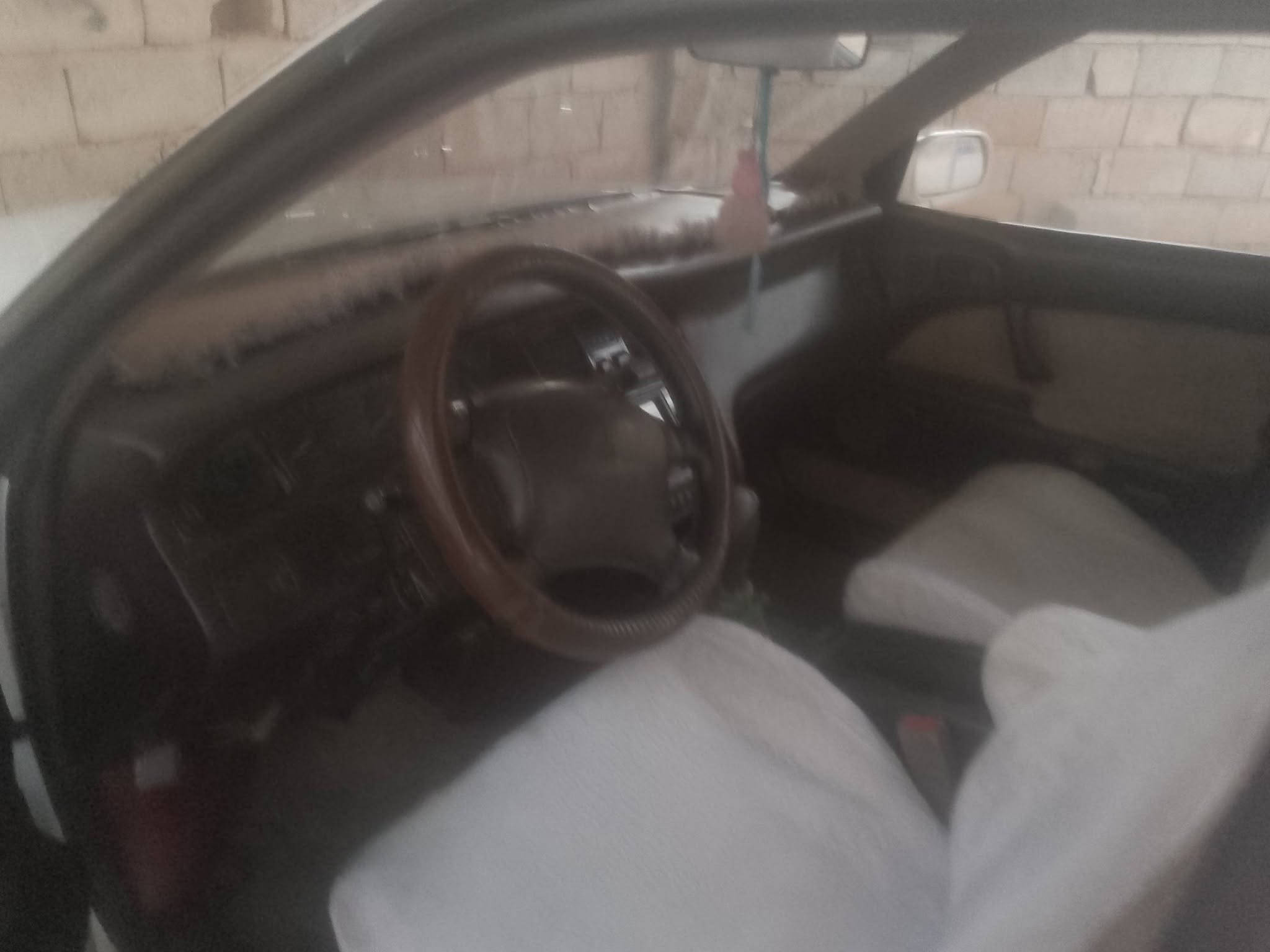 سلام وعليكم بطه البيع سياره بلاديه محرك جديد الا صرف والا تبخير تخم تاير باتري جديد تبريد شقال السياره حلوه مال جناي السياره بيه وكاله عامه راعيه متوفي وأخو عنده وكاله السنويه صاره سنه من صاقطه كير جديد السعر 36 وبيه مجال مكان السياره ديالى المقدادية *********** الشراي ينتصل رقم ديالى السياره الا صبق الا ضربه
