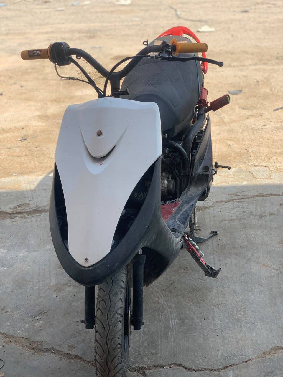 سلام عليكم شبابنه دراجه ماكس كله شقاله شلعه معدل كهربايات شقاله سلف هندر شقاله سعره 390 تصل ودلل ***********

