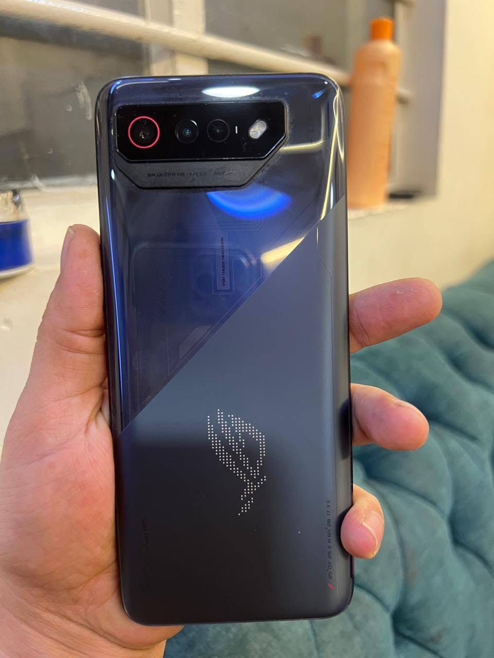 اسوس ROG 7 • شاشة مكسورة • ٨ جيجا / ٢٥٦ جيجا