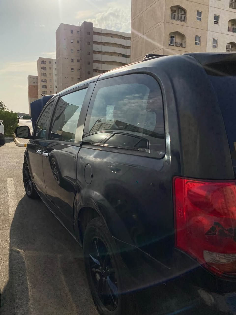 كرفان GT • محرك ٣٦٠٠ • ماشي ٩٥٠٠٠