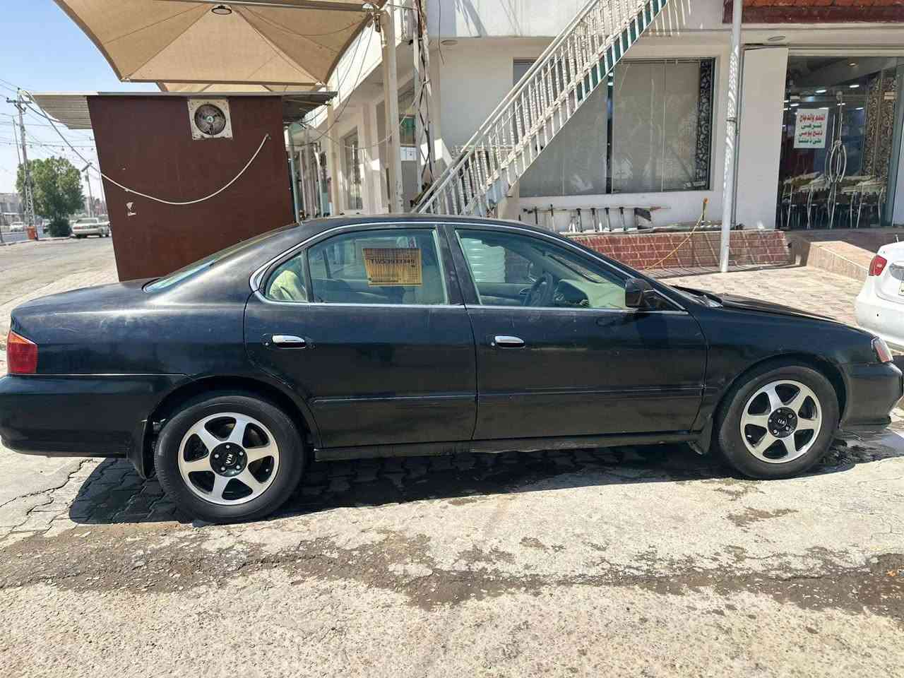سلام عليكم سياره هونداي موديل 99
مكان سياره نجف 
سعر 40بيه مجال 
رقم الهاتف ***********
