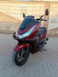 اخون pcx جيل رابع ماروني فيتنامي ماشية ٣٦ الف الدراجة بيهة ملاحظات الد...