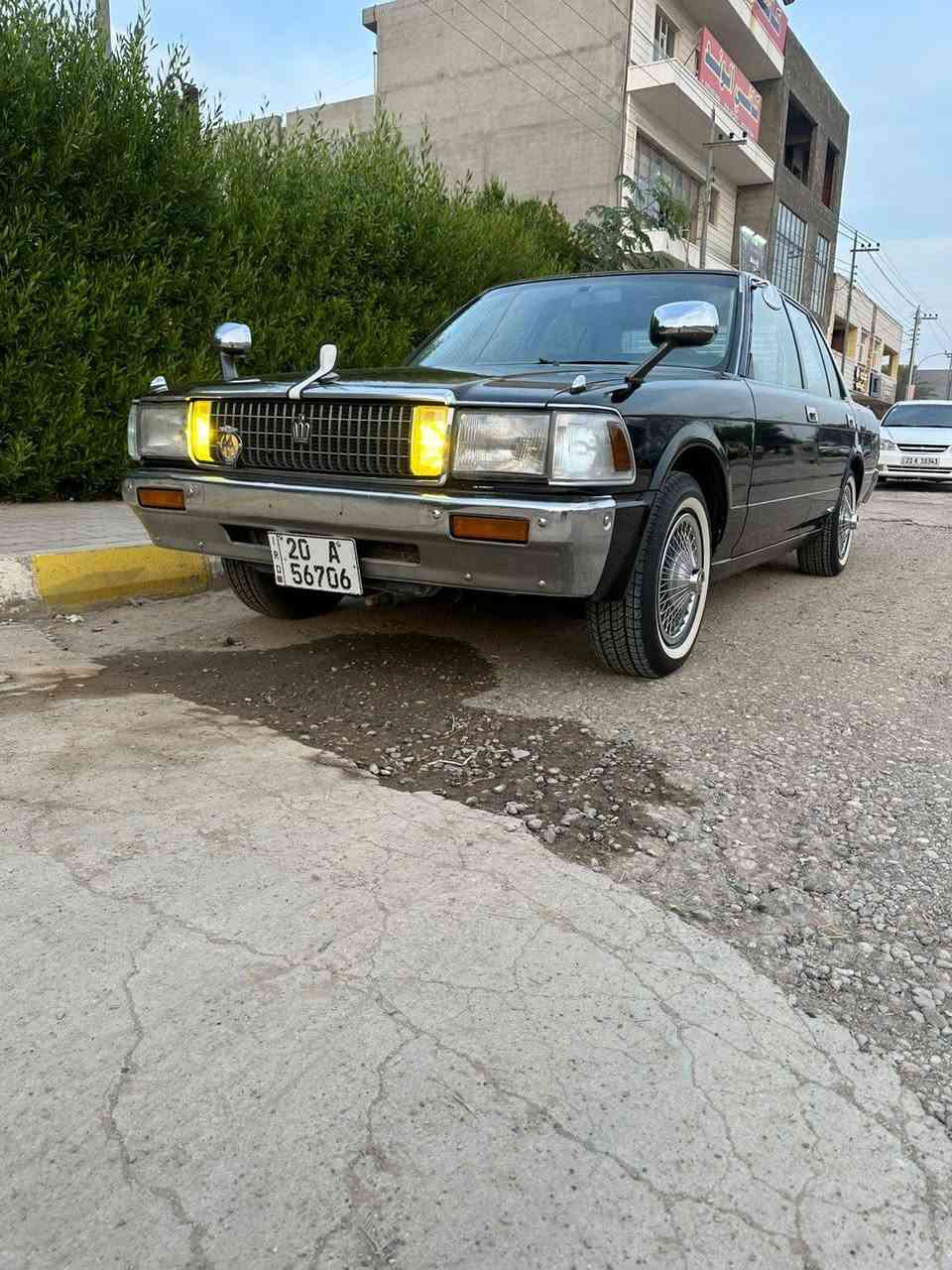 السلام عليكم
كرون سيدان موديل 89 بسمي حدادية جديدة تخدم تاير جديد مشروع وطني اكسن 3قطع مكينة بطة ثنين ونص السكن بغداد السعر 58ورقة

رقم الهاتف:***********
