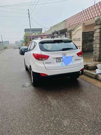 تكسون • ٢٠١٣ • مكفولة