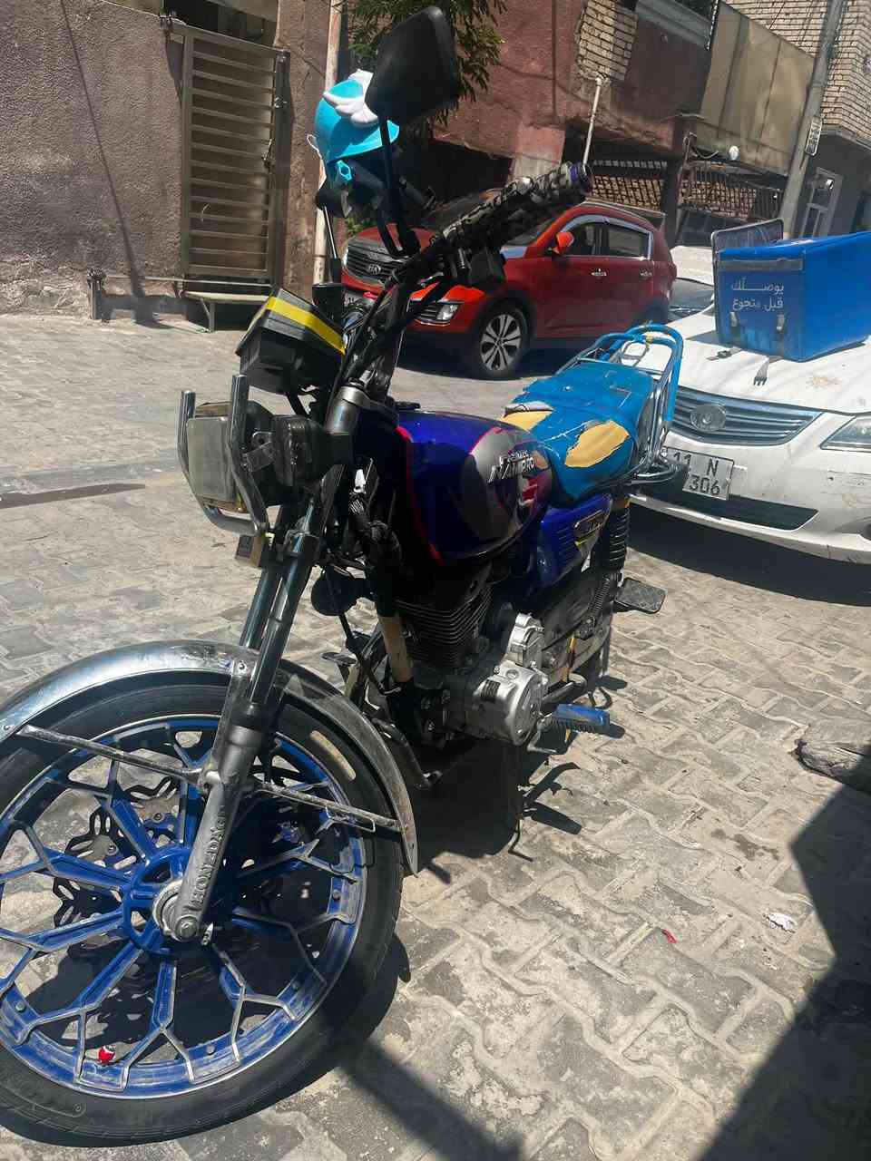 سلام عليكم دراجة نامة برو موديل ٢٥ للبيع كلشي مكفول بيها كهربائيات فول ومكينه مكفوله خير من الله ما بيها اي نقص بس مري يسرى وكشن كدامكم وزنجيل وباتري جديد وشادلها صالنصة كاتم و عندي صالنصه رياضي  مكان الشعله الخطيب زراعي و متواجد بل وگفة مال شعله السعر ٩٠٠ وبيها مجال للشراي ما بيها اي نقص ***********
