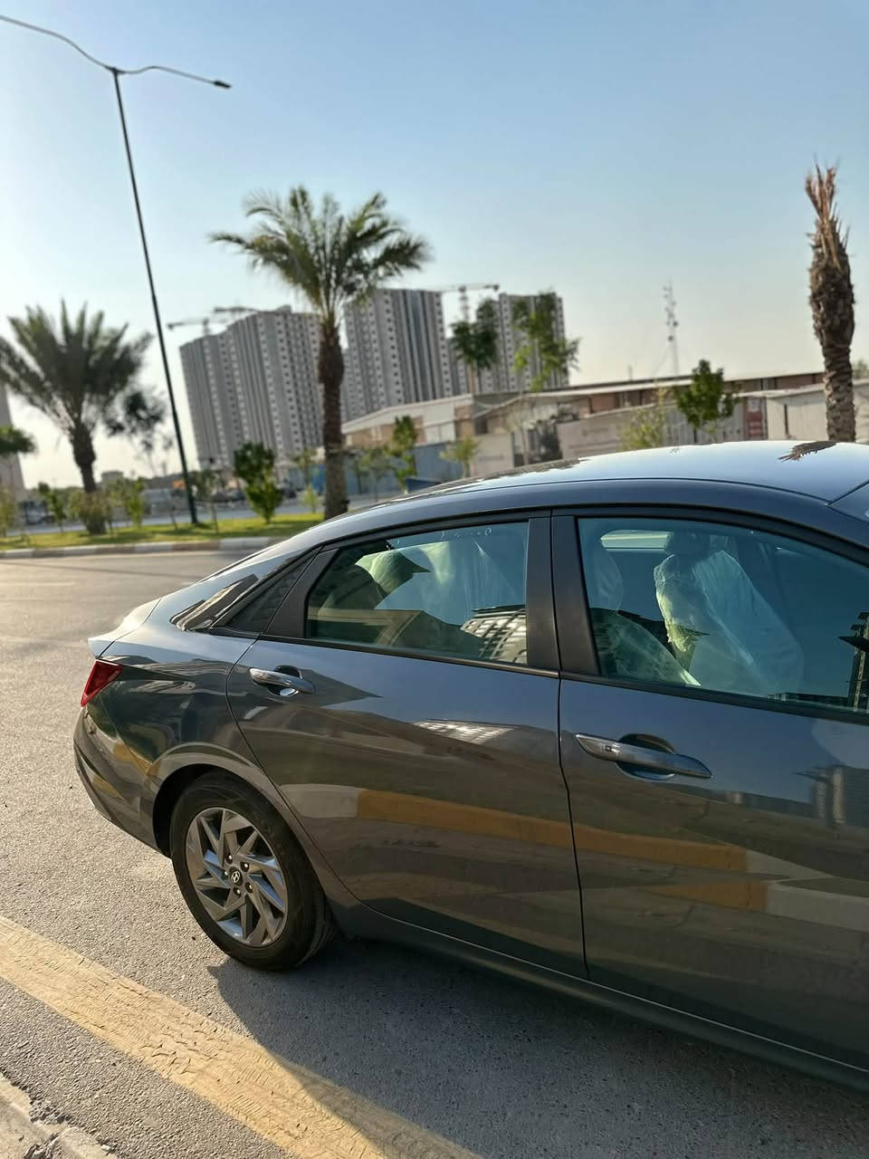 السلام عليكم .. النترا 2024 وارد امريكي ضربه خفيفه جداً السياره جديده كلش ع ايدي ماشيه 13 الف

مواصفات نص فول
بصمه اناره داخليه بلاديه
رادرارات
توقف ذاتي 
3 وضعيات قيادت سبورت ايكو نورمال
تشغيل عن بعد
شاشة ديجتال
الشاشات متصله
صور الحادث موجودة 
سونار موجود بيهة 
رقم بغداد  السيارة 
رقم صاحب السيارة اتصال متوفر 
***********
السعر 163
