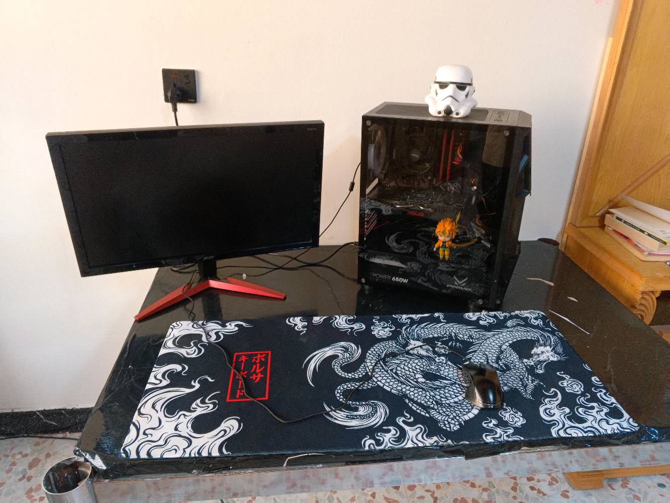 حاسبة كيمنك للبيع (سبب البيع محتاج فلوس)
R5 3500x 
Ram 16gb ddr4 
Gpu  amd radeon rx 580 asus 8gb 
Ssd1 240 gb (team group قديم) 
Ssd2 512 gb xray disk brand 
جديد ما مستخدم بس يومين 

Psu 650 watt  thermaltake lite power

الشاشة : 
Acer kg24q1 165 hz 

الماوس 
Vertex assaulter 

ماوس باد هدية 

السعر قفل قفل قفل من الاخير وانتو تدرون السوك صاعد 

الكيس ب 600 
والشاشة والماوس ب 100 

للعلم الشاشة سعر الجديد مالها حاليها 
110 دولار 
والماوس سعره 55 دولار 

لحد يناقشني بالسعر رجاءا اذا ما شراي لا تتعبني وتتعب نفسك