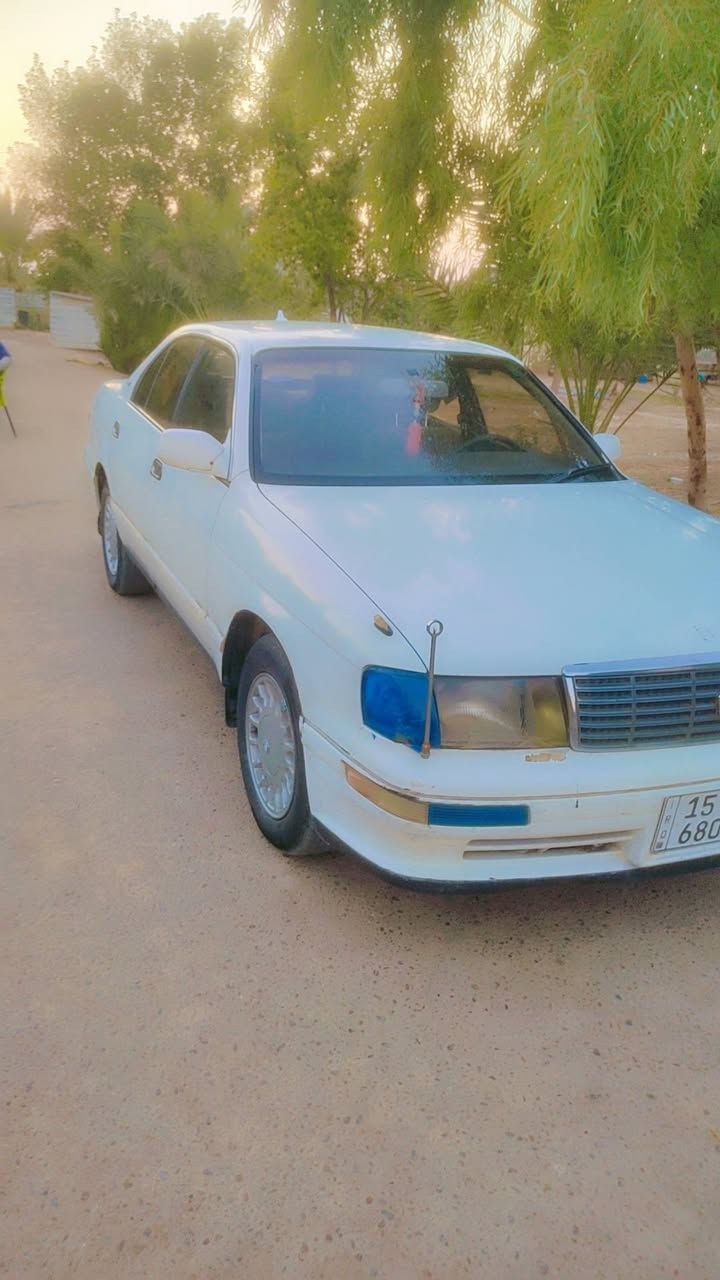 السلام عليكم...كراون بطة 95رقم انبار تحويل ثاني يوم السيارة بلادية وجاهزة 60وبيها مجال***********
