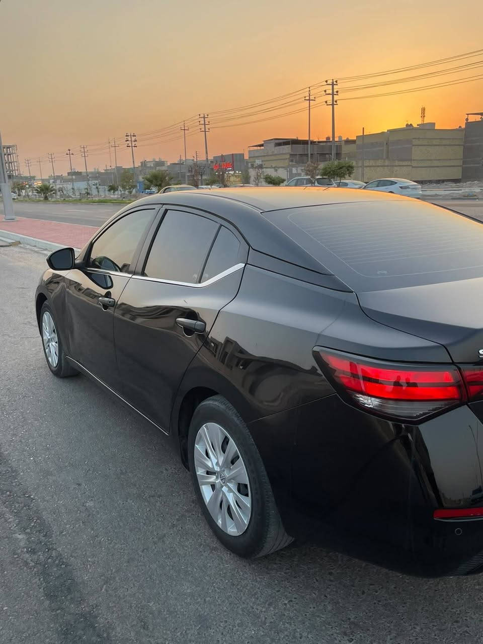 نيسان سنترا  2024
بدون رقم 
• اللون: أسود ملكي 🖤
• المحرك: 2000 سي سي، 4 سلندر، تنفس طبيعي ✈️
• ناقل الحركة: أوتوماتيك 💯
.تبديل جاملغ او بنيد 
ماشية 31 
تشغيل بصمة
• دخول بصمة
• أبواب بصمة
• كاميرا خلفية
• نظام مانع تصادم
• توقف ذات
سعر 119
📍مكاني بصرة 

📞 للتواصل والاستفسار:***********
