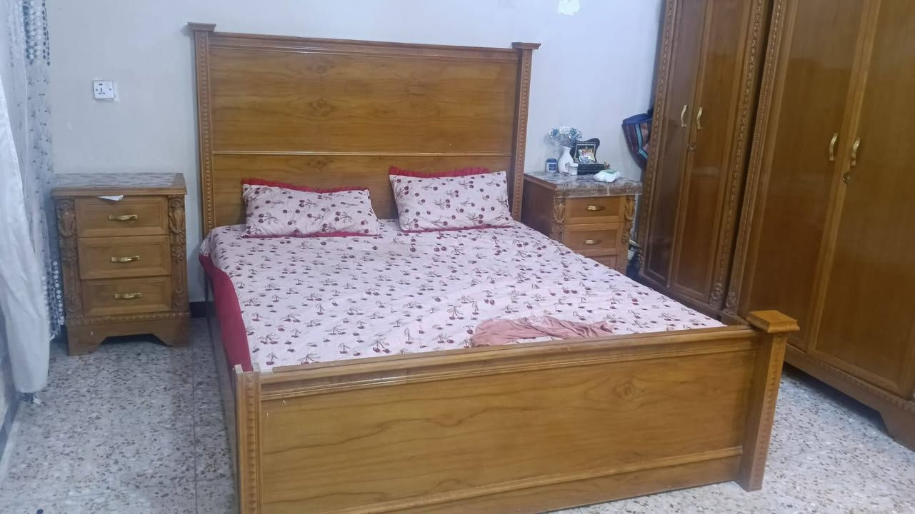 سلام عليكوم غرفه صاج درجه اولي خشب صاج تكمه تفصال *********** بغداد لامين الثانيه
