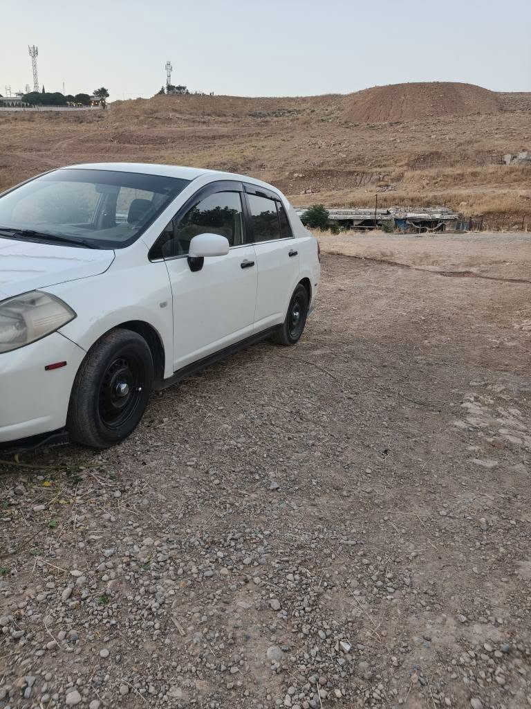 نيسان تيده,2006  خةليجي
كير مةكينة تةبريد تةقةو رةقة  هةمووي بةشةرت   👌
تةحويل كردن بةناو كردن بةشةرت 
سةيارةكة بيحةيبةو بي نوقستانية  بةشةرتي دارووبةرد 👍
بةنسبةت سبووغ  يةك جاملخ بةبي ژؤري  دووپةلة  هةية  ٢٣٠هةزار حةقيقي رؤيشتووة  سةيارةكة  جاهيزة   سةيارةكة لةهةوليرة  بؤ پةيوةندي   (***********) وةتس ئەپ فایبەر لەسەر   💯 أربيل, العراق

