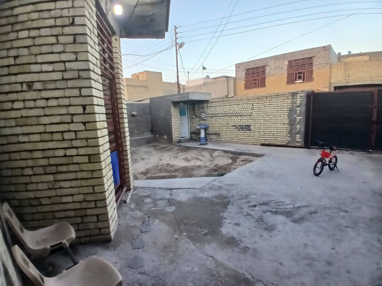 ٢٥٠م • طابو زراعي • نصف تشطيب