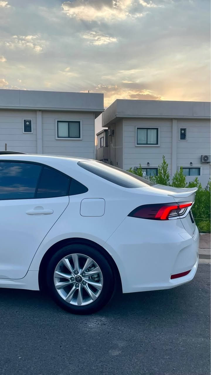 السلام عليكم 
كورلا هايبرد  موديل 2025  شكل خليجي فول مواصفات المعروفه 
ماشيه 11000KM
مكفوله كفاله عامه بدون اي ملحضات 
للتواصل عل رقم 
*********** 
متوفر واتس اب أربيل, العراق
