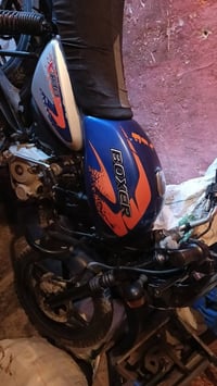 دراجه بوكسر كهربائيات كله شغاله سعره 700 وبيه مجال وتساب 07828554767