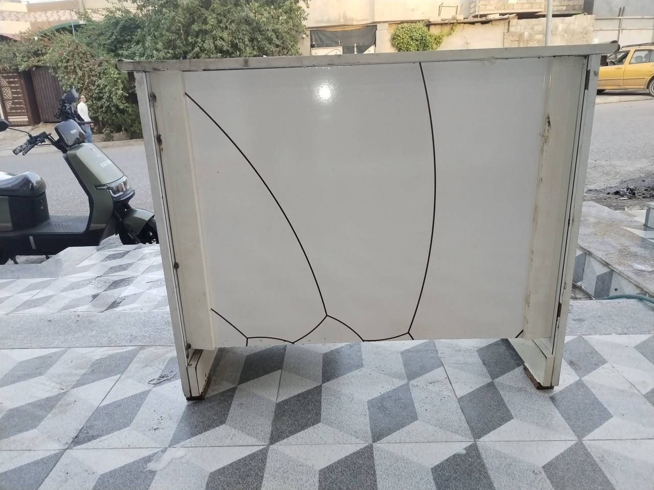 بوفيه • خزائن • للبيع
