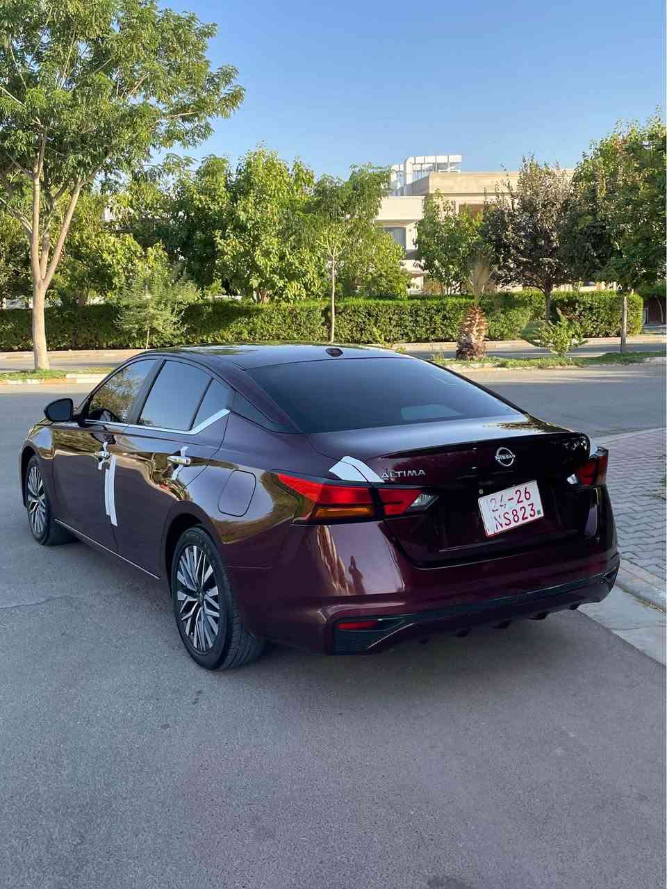 للبيع التيما SV 
السعر 135 ومجال 
***********
موديل 2025 
بدون ايرباك 
تحكم ستيرن 
تثبيت سرعه 
كاميرا خلفي 
رادار 360 درجة 
حجر بلادي 
ماشيه 14 ميل 
تبريد ثلج 
بصمة تشغيل 
تشغيل عن بعد 
بصمة ابواب + صندوق 
تايرات جدد 
حداديه جديد 
حادثها خشم البونيد وقطعتين كلير  بدون قطرة دواخل 
السونار ورقم الشاصي بلمنشور 
السياره رقم كاتي تترقم شمالي فقط
مكان السياره ديالى خانقين خناقين, ديالى
