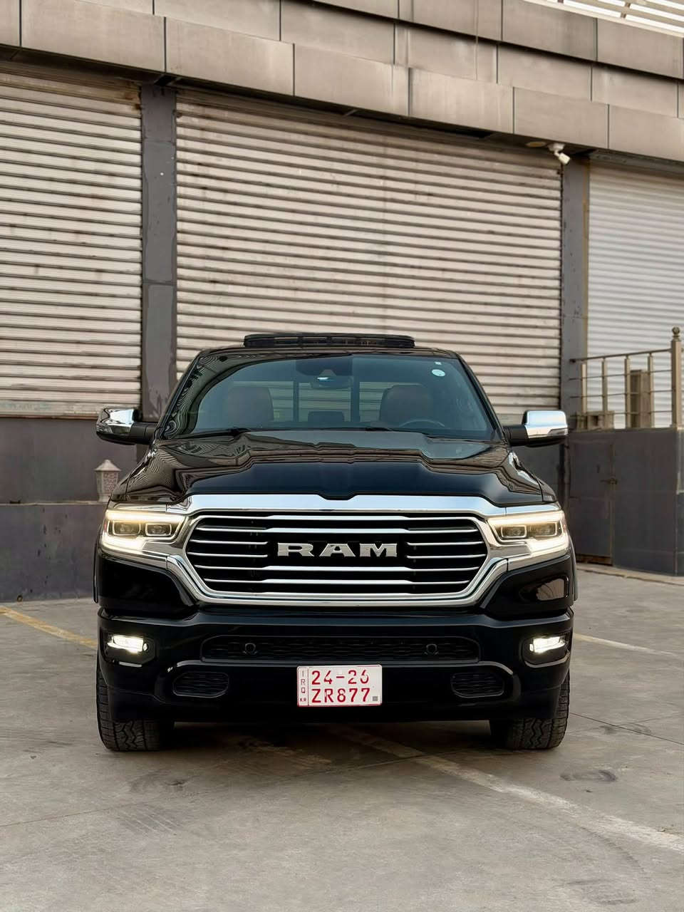 دوج رام 2024 longhorn
موصفات لونج هورن /ram
محرك 8 سلندر 4x4 
شاشه تيسلا 
بودي بوكس 
بنوراما 
تشغيل عن بعد 
كشنات تبريد تدفئه 
صندوق كهرباء 
سماعات هارمن كاردون 
عداد الكتروني 
سياره ربع جاملغ خلفي و ربع جاملغ امامي 
بدون دواخل و جميع ايرباكات سليمه
صور حادث في منشور 
سياره كاتي مواقت يترقم اربيل سليمانيه دهوك
مكان سياره كركوك
سعر 380
***********
