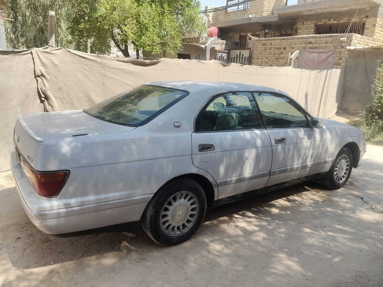 سلام عليكم بطه منفصل للبيع باسمي مداور ثاني يوم مكانها نجف رقم انبار مشروع وطني مكينه 2500 سياره مكفوله ب 50 وبيها مجال للتواصل ***********
