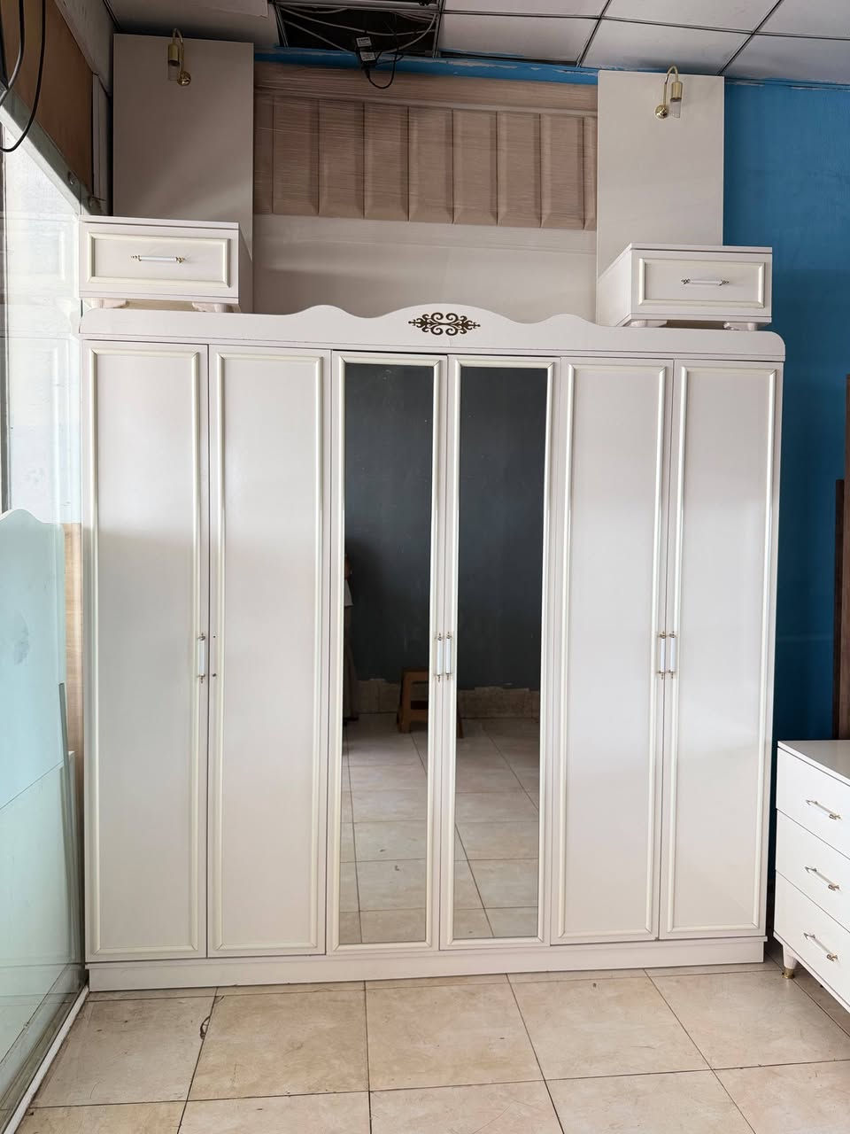 غرفه نوم ابواب تركي نضافه 80%100 بسعر 500 الف فقط شد ونقل مجانا داخل اربيل توصيل الموصل 50 الف فقط التواصل ع ارقام التاليه *********** وتساب
