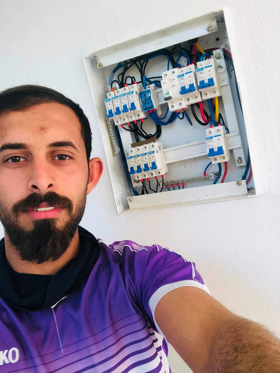 ⚡ الباسم للتأسيسات الكهربائية ⚡
نوفر لكم أفضل خدمات التأسيس والصيانة بأعلى معايير الجودة والأمان.
🔹 خدماتنا تشمل:
• تأسيس كهرباء كامل (نظام سيمنس وبواري).
• تنظيم وتجمع بوردات الكهرباء وتنسيقها بأعلى دقة.
• صيانة وإصلاح كافة الأعطال الكهربائية.
📍 تغطيتنا: مستعدون للعمل وتنفيذ المشاريع في كافة المحافظات.
📞 للتواصل والاستفسار: ***********
