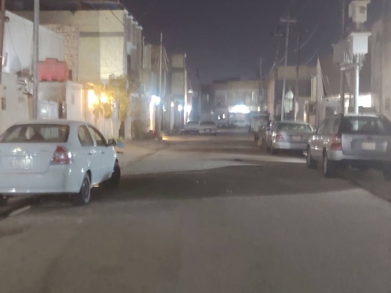 بيت ١٢٥ متر حي ميسان شارع ١٢ حرف T مكان مميز منطقه ٢٢
بناء شيلمان طابق واحد يحتوي على غرفة وصاله ومطبخ واستقبال وصحيات داخليه

السعر ١٠٥

للاستفسار الاتصال ع رقم ***********
