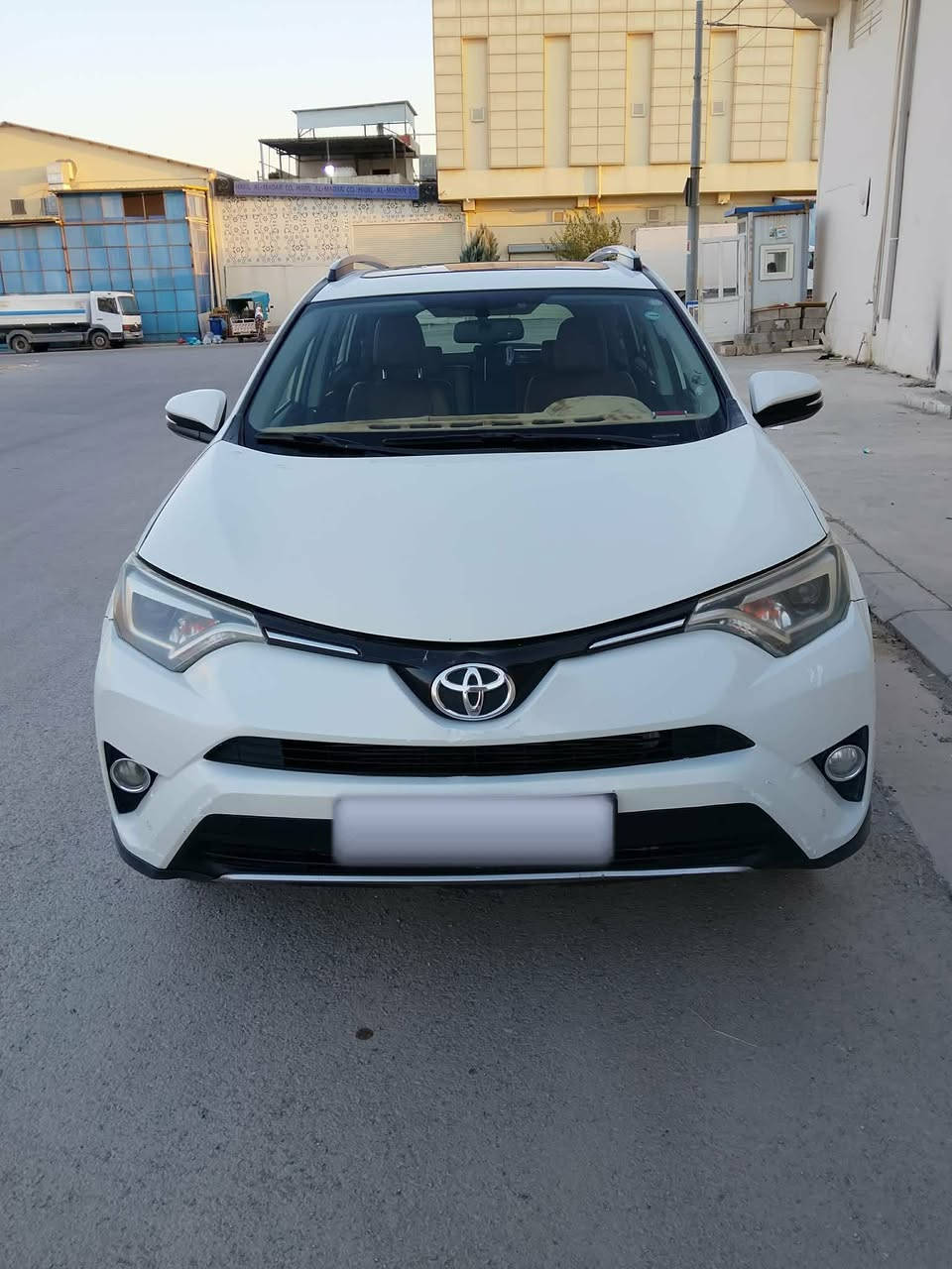 سلام عليكم
راف فور 
موديل 2018
وارد خليجي 
فول مواصفات 
بيهه 3 قطع صبغ صغار 
رقم سليمانيه 
السعر: 170
***********
