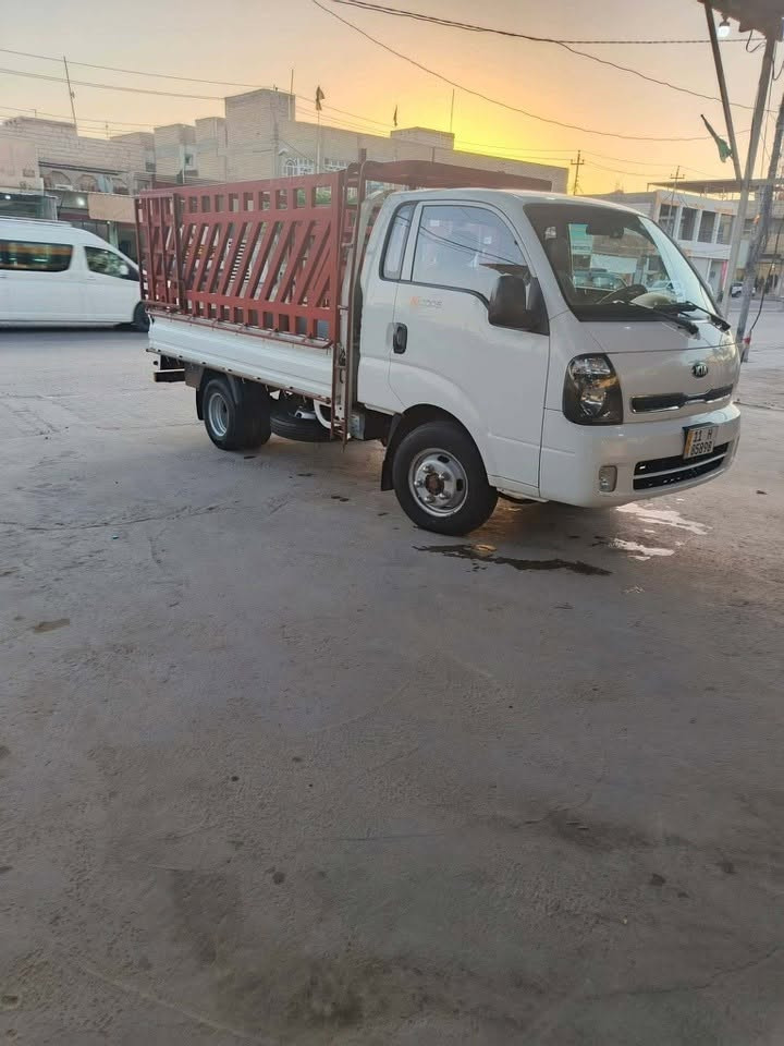 كيا فحل مفتوح موديل 18 كفاله عامه للبيع 
سنويه لل28   
رقم بغداد انكليزي راعيها بالنجف 
تبريد ثلج 
للاستفسار اكثر الاتصال ع الرقم ***********
