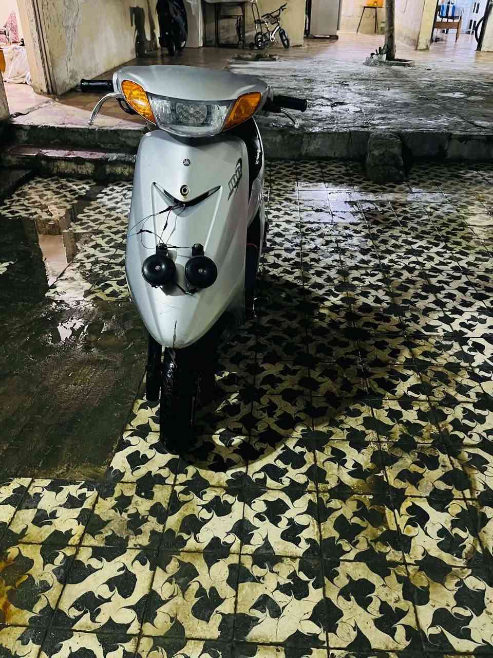 سلام عليكم ماطور للبيع محرك ما مفتوح قبق هندره بس مبدل قايش كهربائية شغل سلف يردله بطارية ماطور نضيف مكاني حي بكر قرب جامع بديع رقم *********** سعر ٤٥٠ بي مجال
